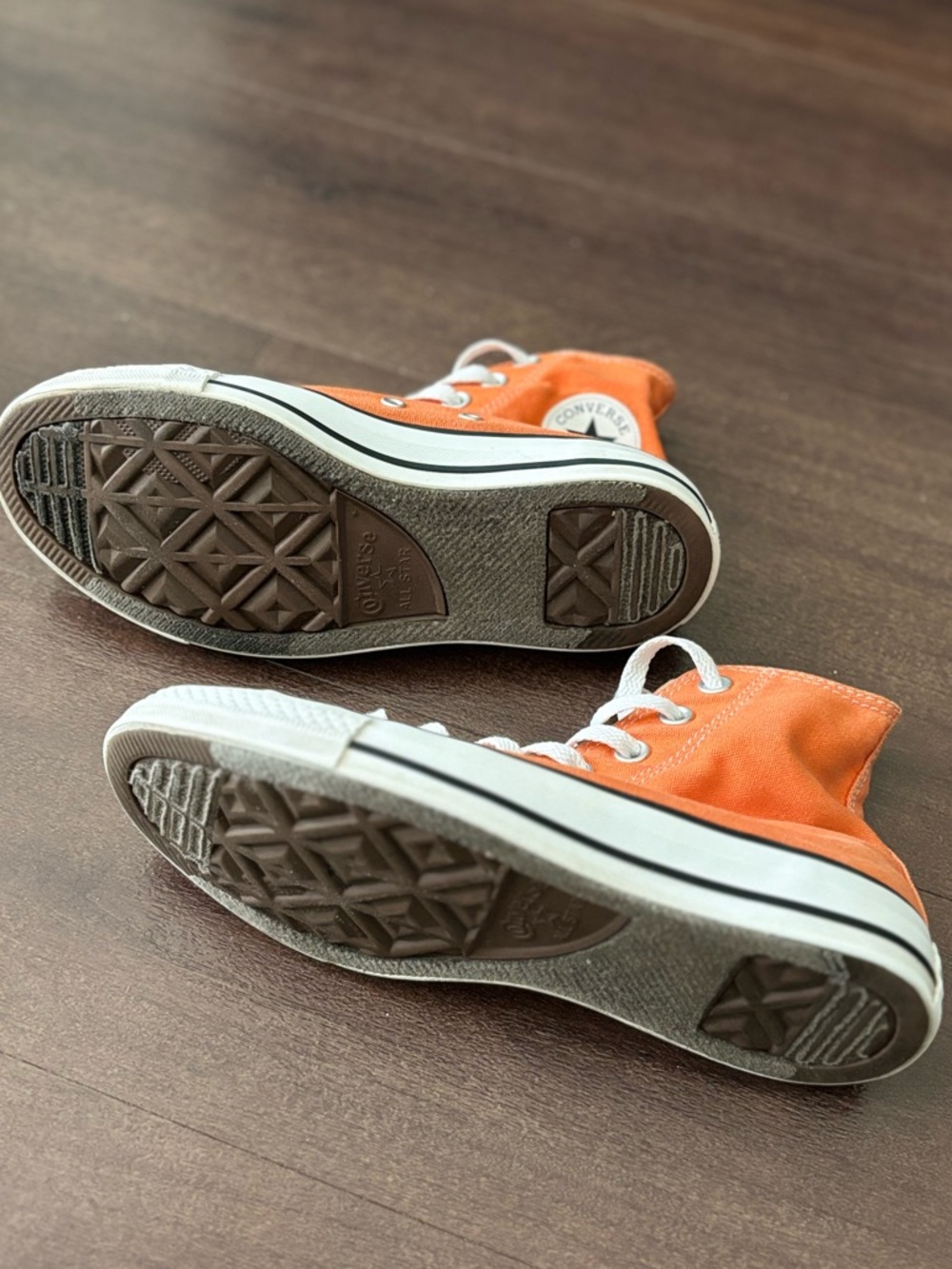Converse Chuck Taylor All Star High Top Orange White Canvas Sneakers W6 M4 - Picture 7 of 7